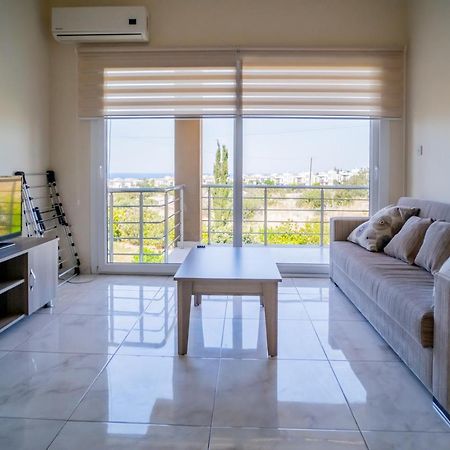 Spacious Two-Bedroom Apartment In Amazing Residence Escape Homes Kyrenia  Ngoại thất bức ảnh