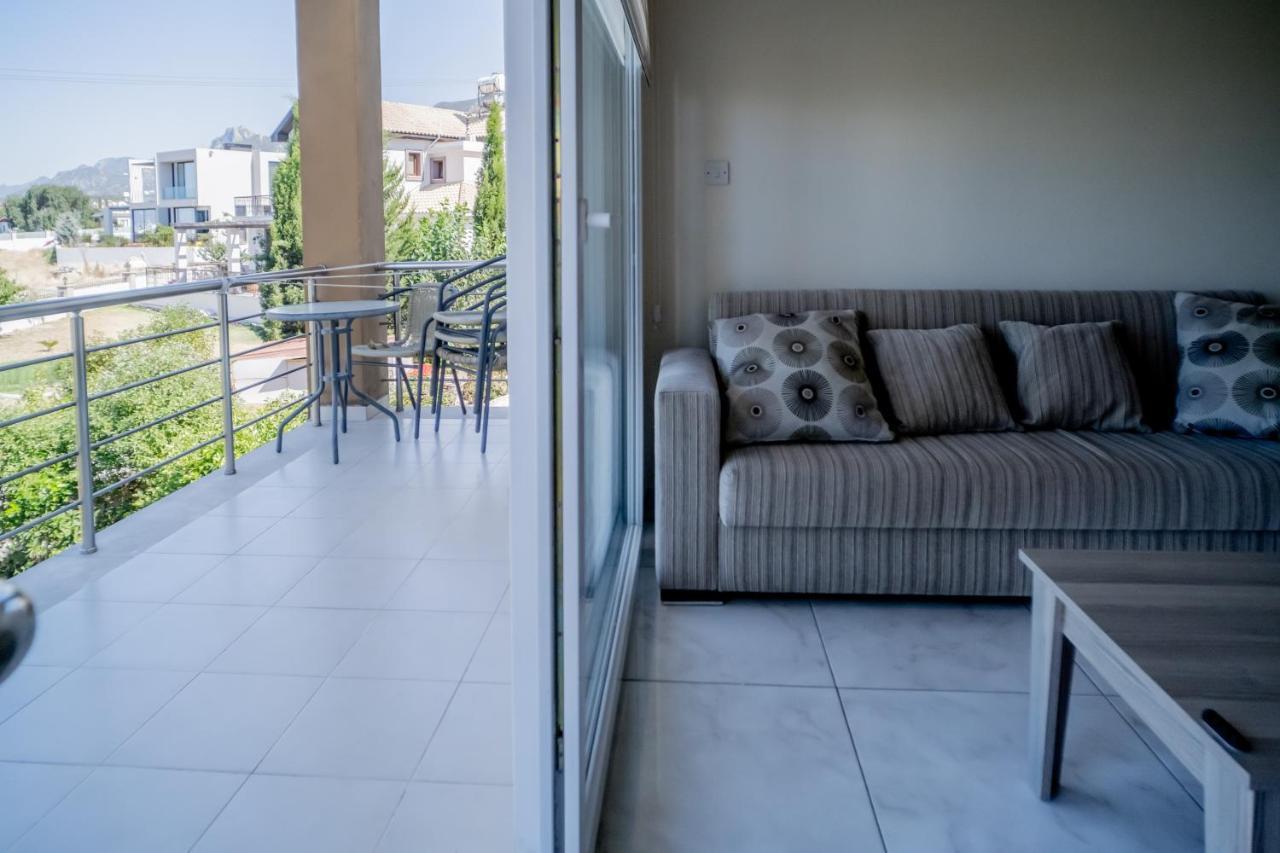 Spacious Two-Bedroom Apartment In Amazing Residence Escape Homes Kyrenia  Ngoại thất bức ảnh