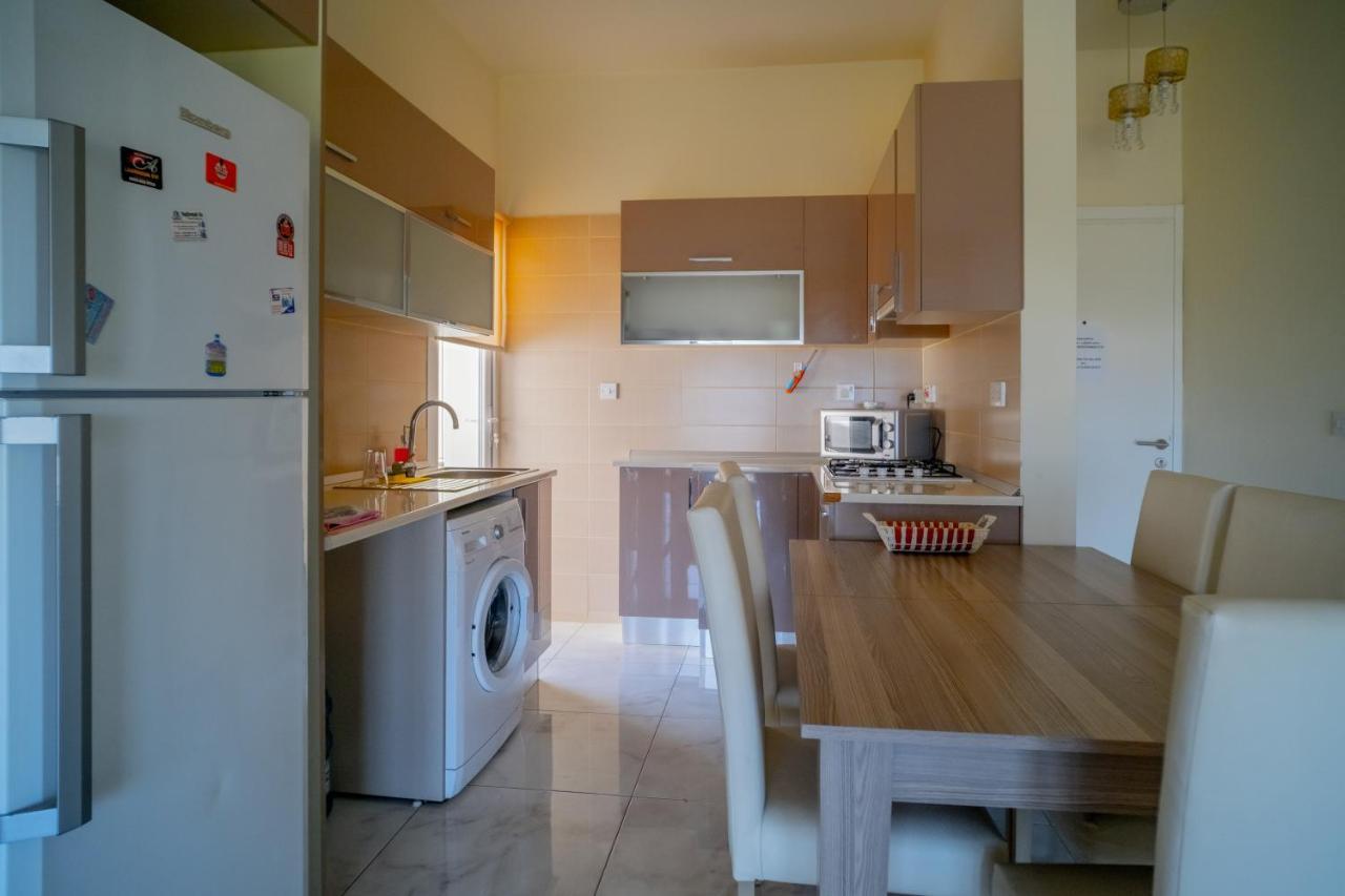 Spacious Two-Bedroom Apartment In Amazing Residence Escape Homes Kyrenia  Ngoại thất bức ảnh