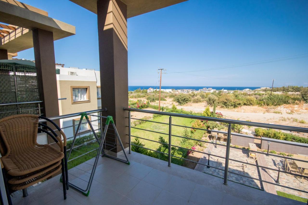 Spacious Two-Bedroom Apartment In Amazing Residence Escape Homes Kyrenia  Ngoại thất bức ảnh