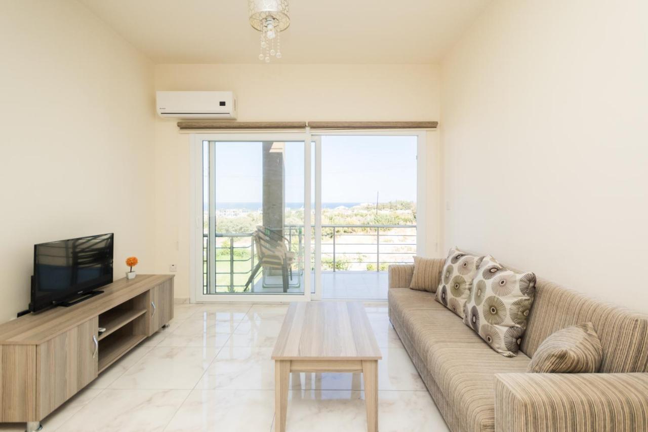 Spacious Two-Bedroom Apartment In Amazing Residence Escape Homes Kyrenia  Ngoại thất bức ảnh