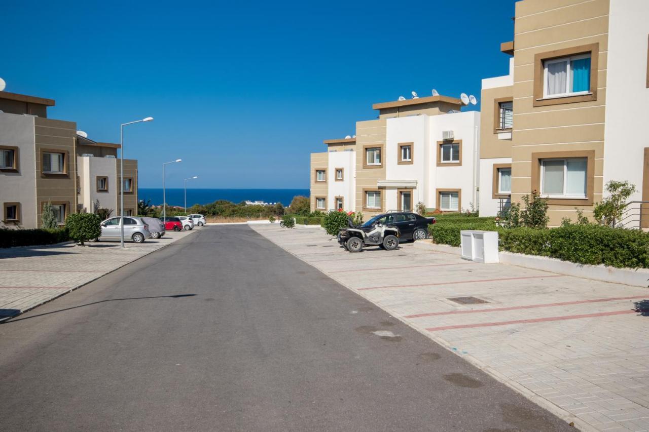 Spacious Two-Bedroom Apartment In Amazing Residence Escape Homes Kyrenia  Ngoại thất bức ảnh