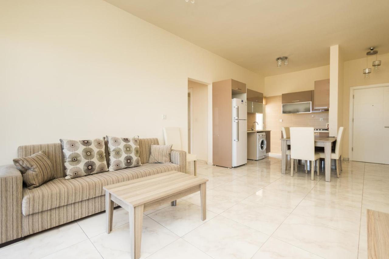 Spacious Two-Bedroom Apartment In Amazing Residence Escape Homes Kyrenia  Ngoại thất bức ảnh
